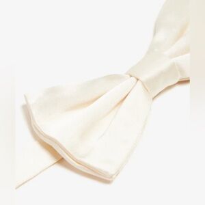 Dolce & Gabbana Ivory Silk Tie